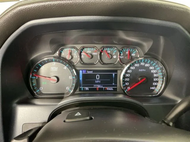 Used 2018 Quicksilver Metallic GMC SLE image 16