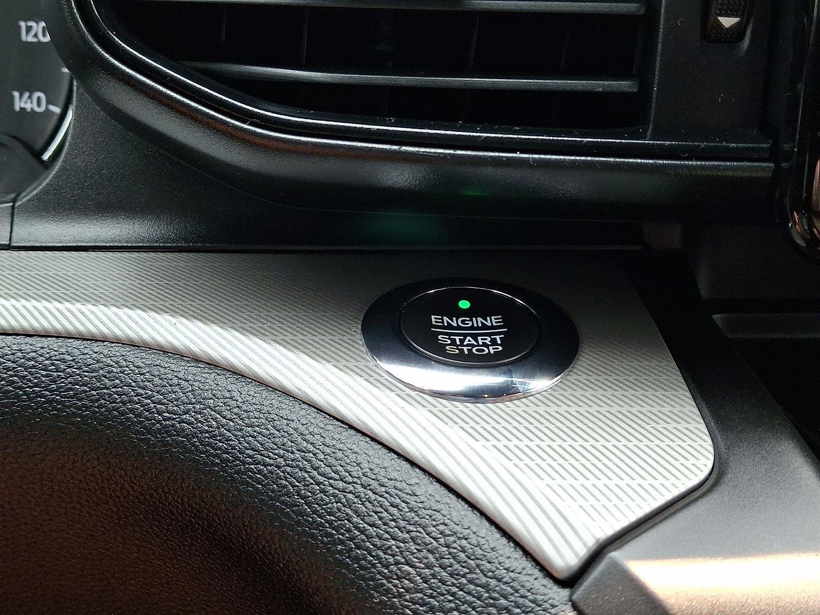 Used 2020 Agate Black Ford XLT image 24