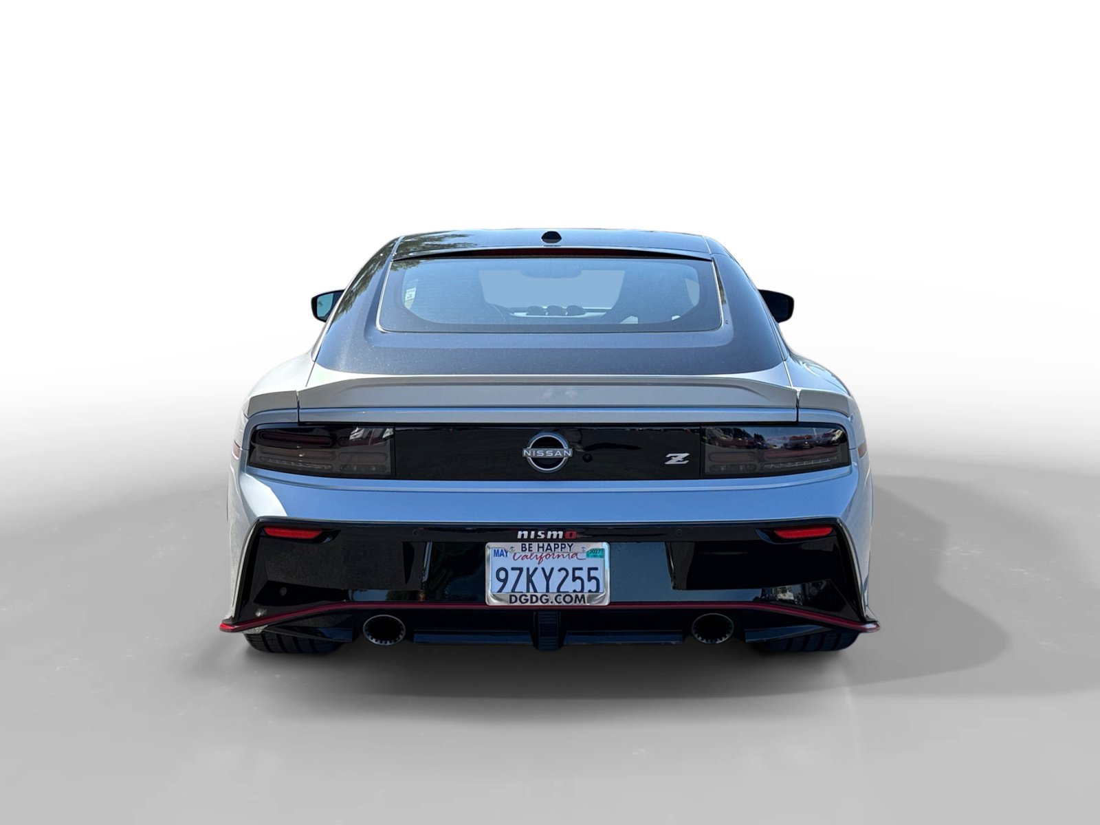 Used 2024 Brilliant Silver Nissan NISMO image 4