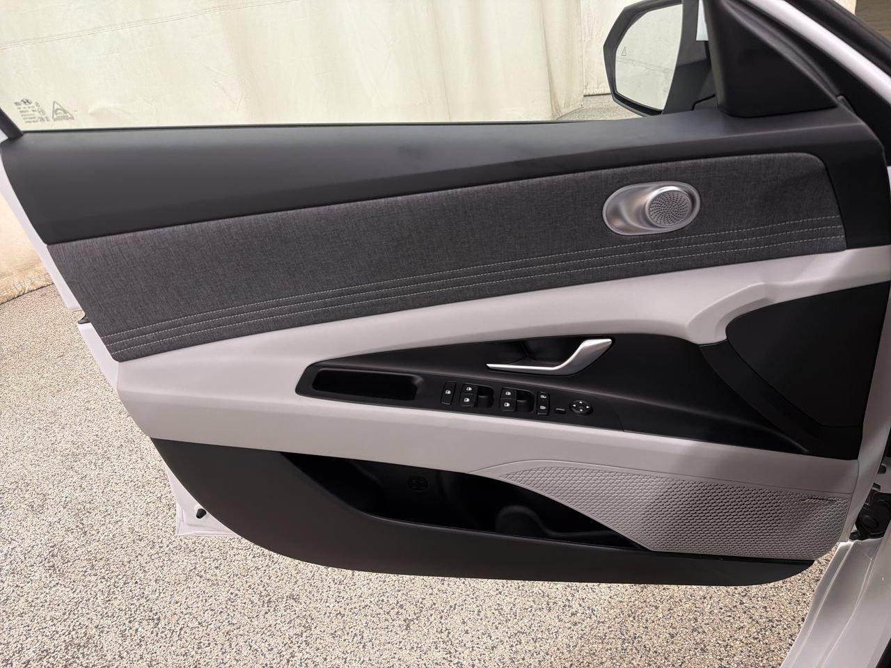 New 2026 Serenity White Hyundai Limited image 18