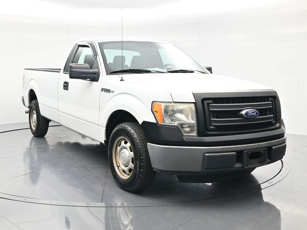 Used 2013 Oxford White Ford XL image 3