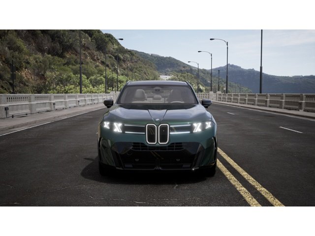 New 2027 Vancouver Green Metallic BMW  image 3