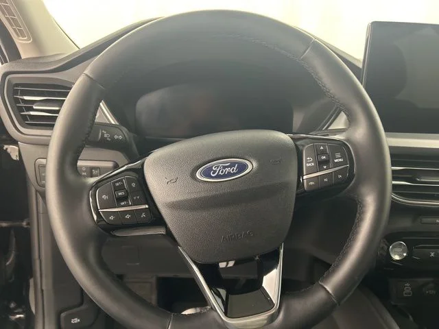 Used 2025 Black Ford Platinum image 11