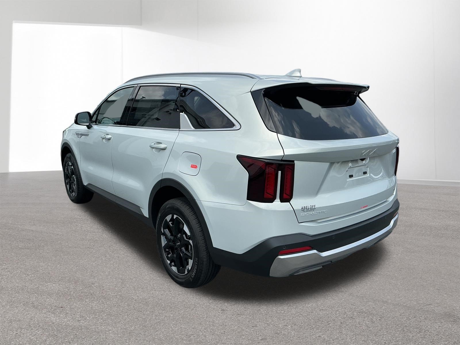 New 2026 Ivory Silver Kia S image 5
