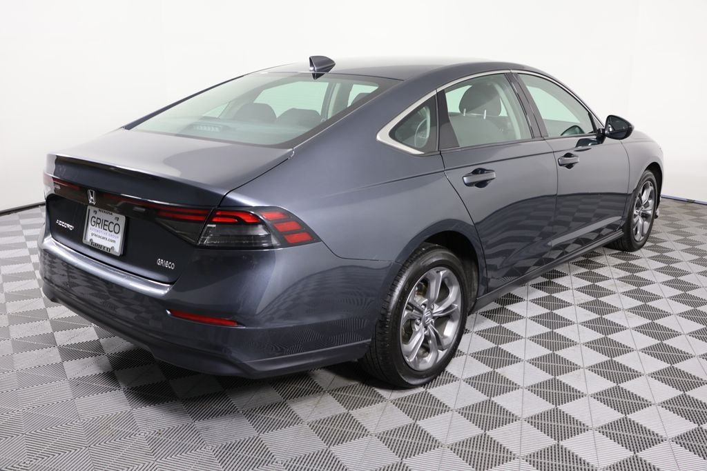 Used 2024  Honda EX image 8
