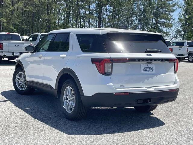 New 2026 Star White Metallic Tri-Coat Ford Active 100A image 4