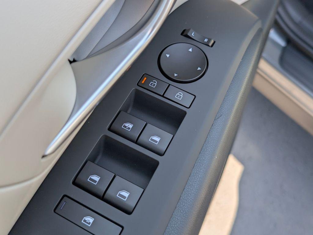 New 2026 Gray Hyundai SE FWD image 22