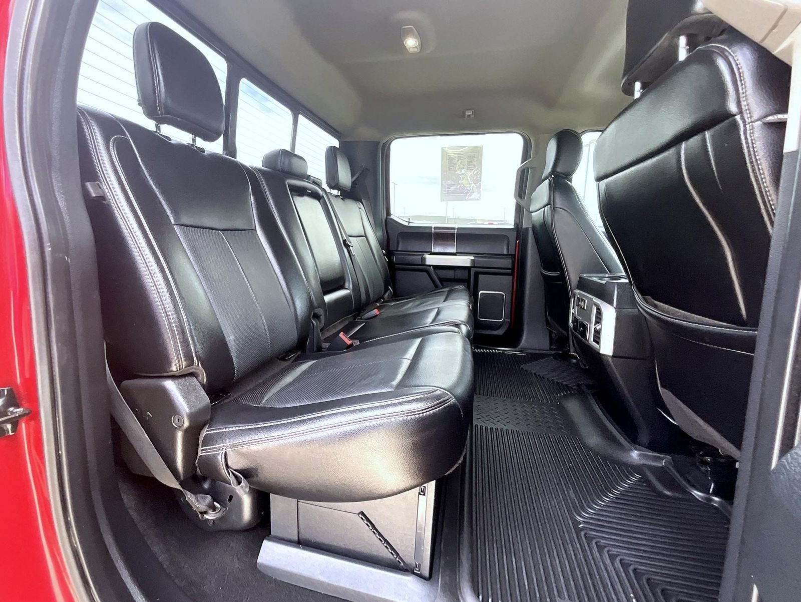 Used 2020 Gray Ford Lariat image 19