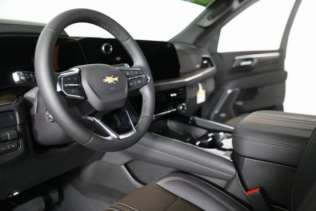 2026 Chevrolet Suburban High Country - Photo 13