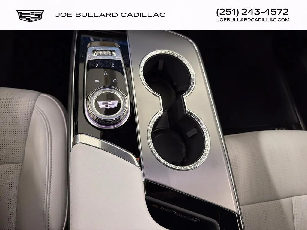 2027 Cadillac LYRIQ Luxury - Photo 33