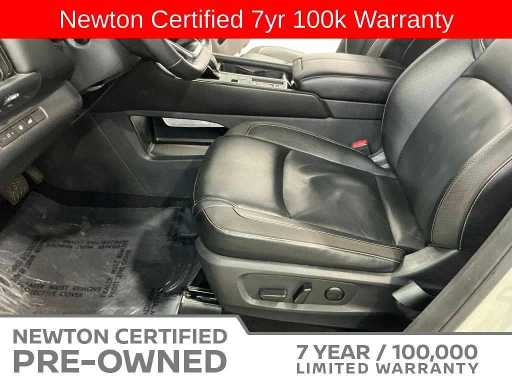 Certified Used 2023 Pearl White Nissan SL image 15