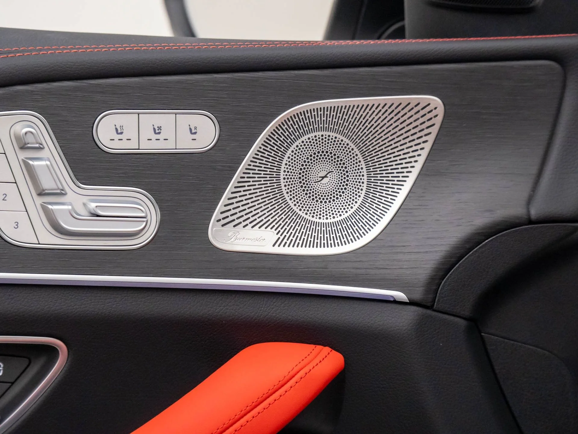 New 2026 White Mercedes-Benz GLE 53 AMG® image 16