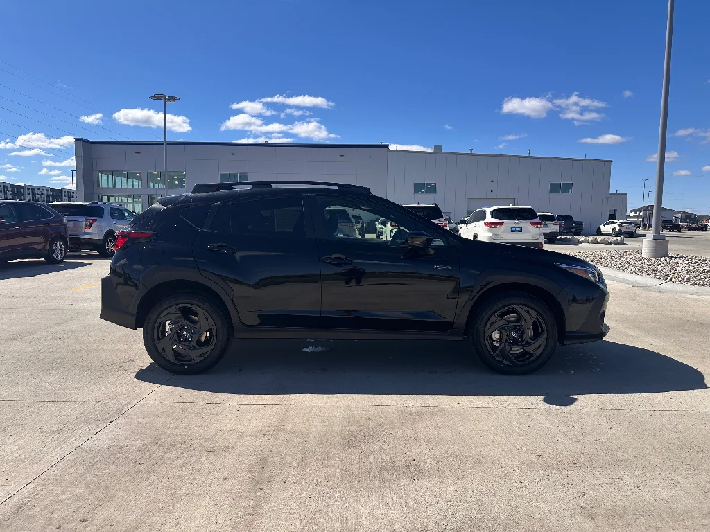 New 2026 CRYSTAL BLACK SILICA Subaru Sport Hybrid image 4