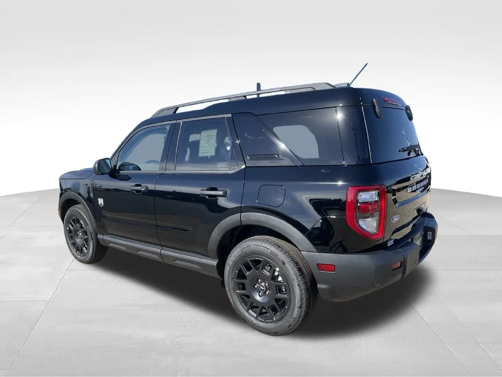 New 2026 Shadow Black Ford Big Bend® image 7