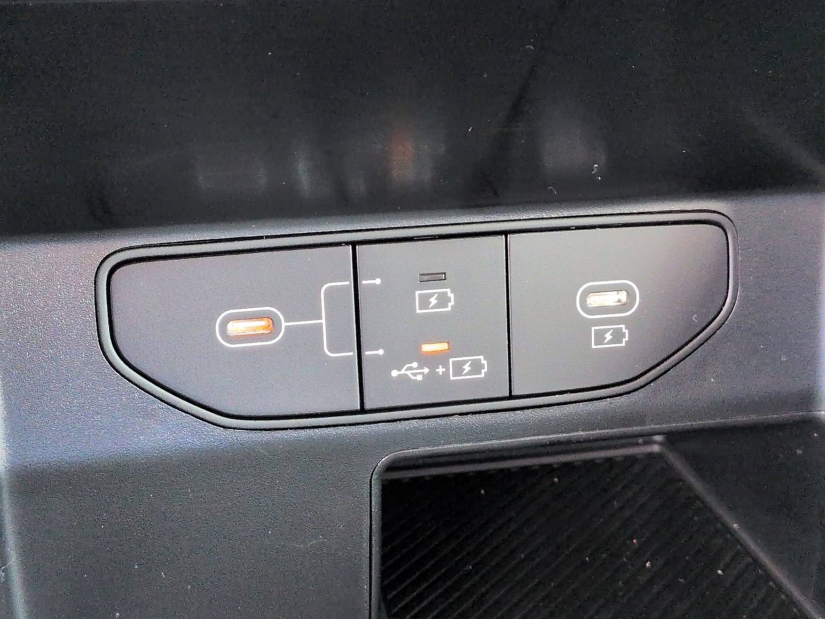 New 2026 Ivory Silver Kia LX image 14