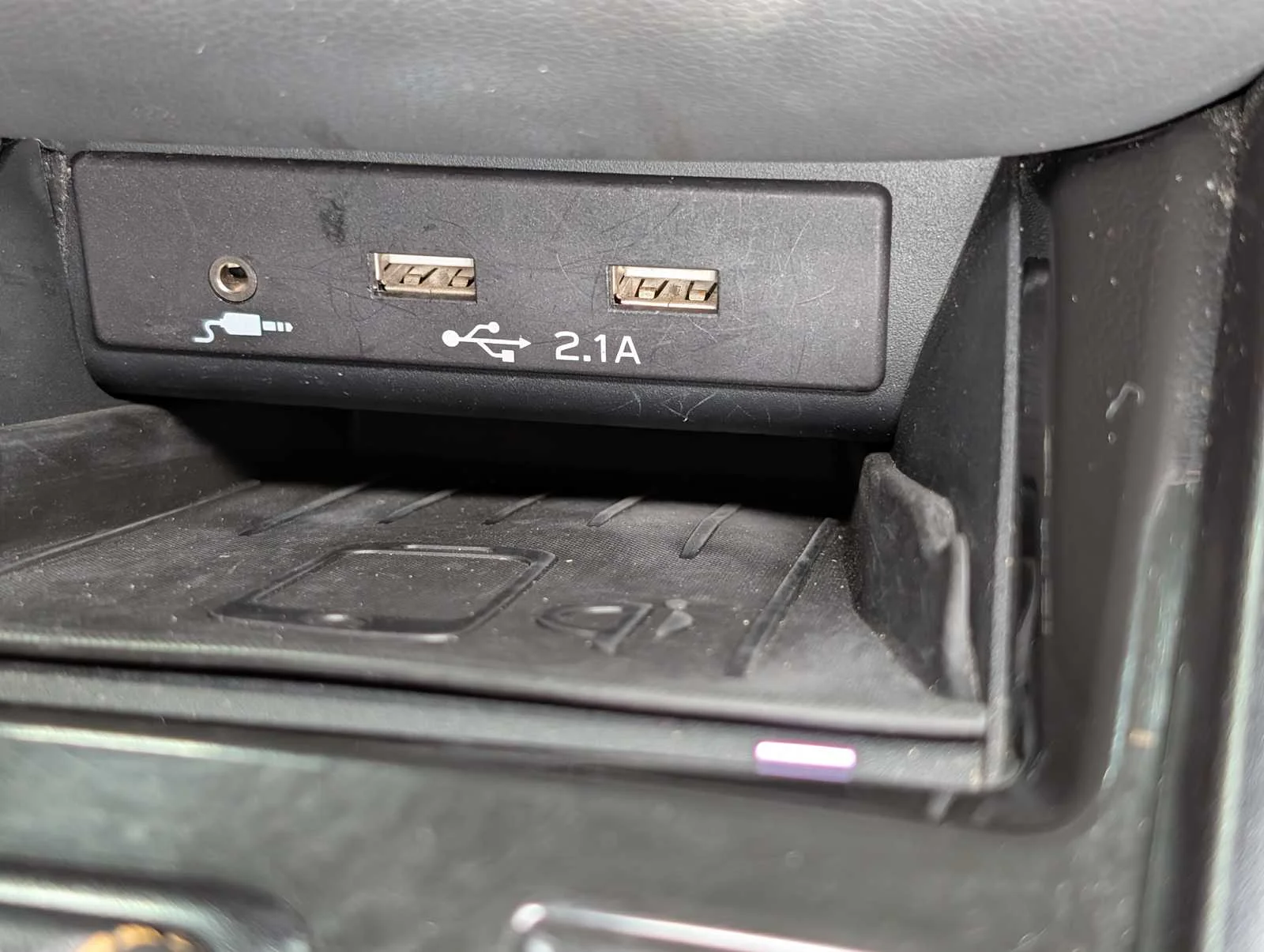 Used 2022 Crystal White Pearl Subaru Wilderness image 30