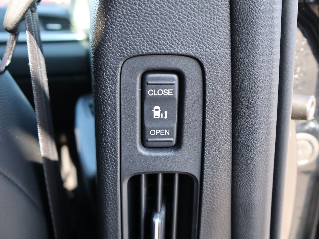 Used 2025  Honda EX-L image 14
