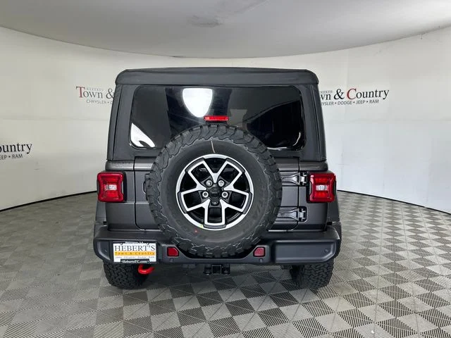 New 2026 Granite Crystal Metallic Clear-Coat Exterior Paint Jeep Rubicon image 9