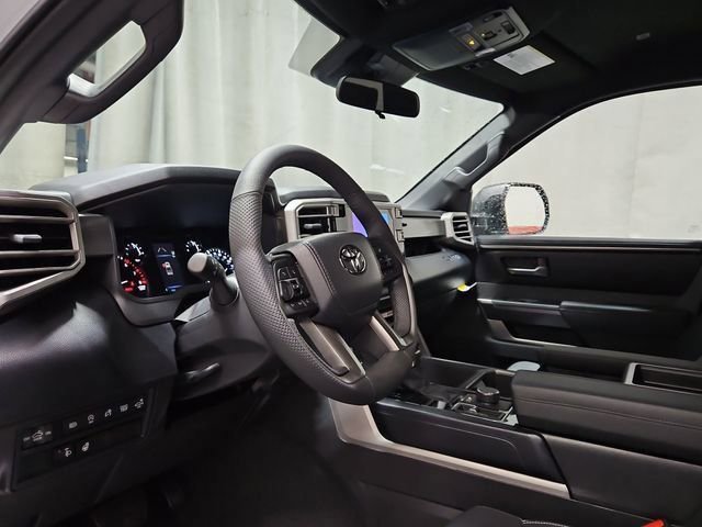 2026 Toyota Tundra SR5 - Photo 18