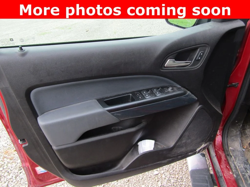 Used 2021 Red Chevrolet Z71 image 11