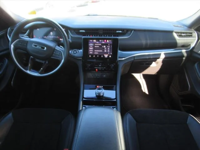 Certified Used 2022 Black Jeep Altitude image 12