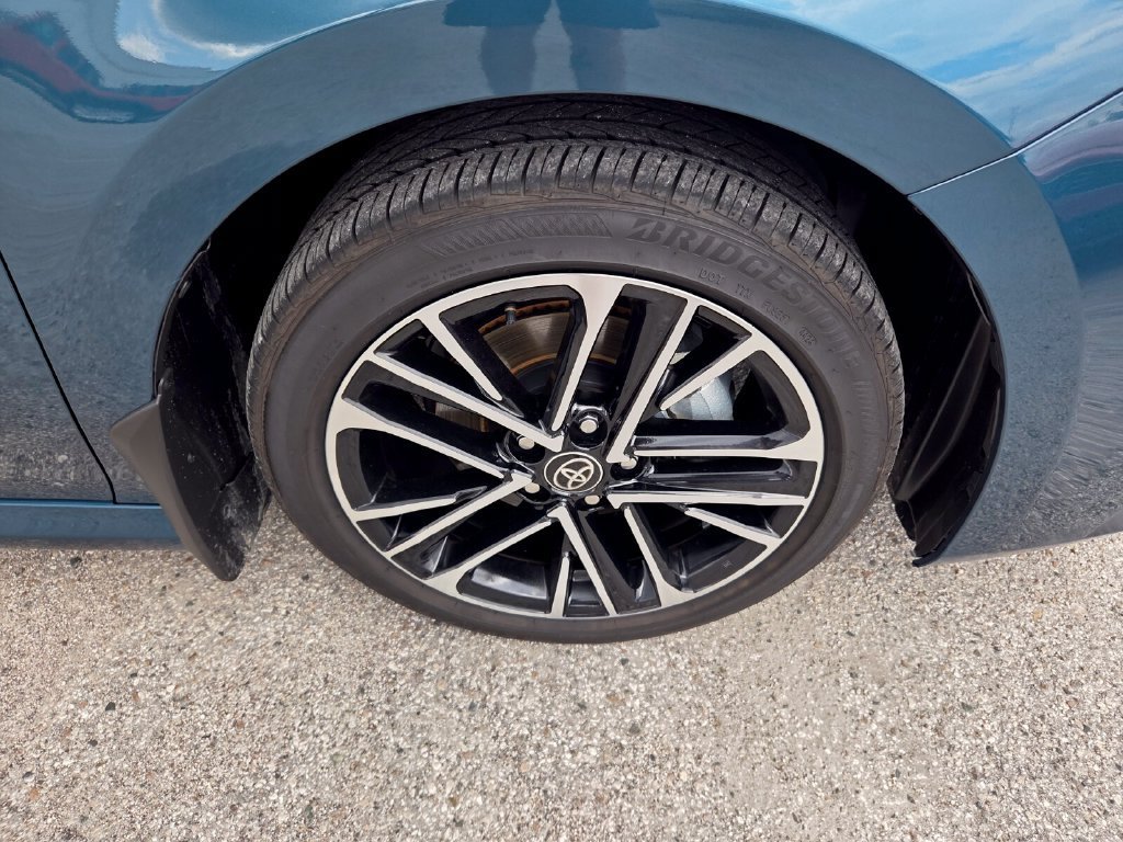 2025 Toyota Camry XLE - Photo 19