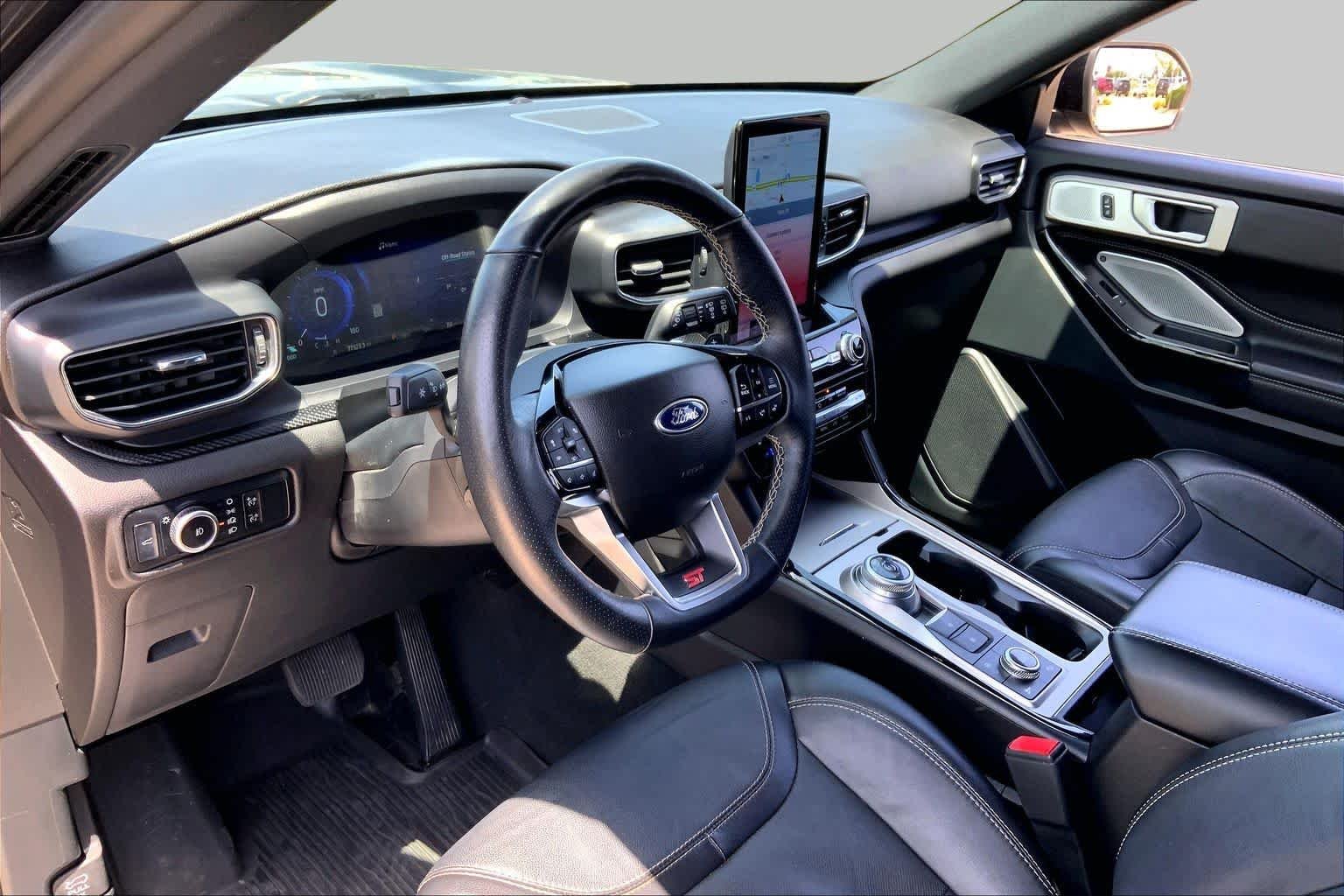 Used 2023 Agate Black Metallic Ford ST image 16