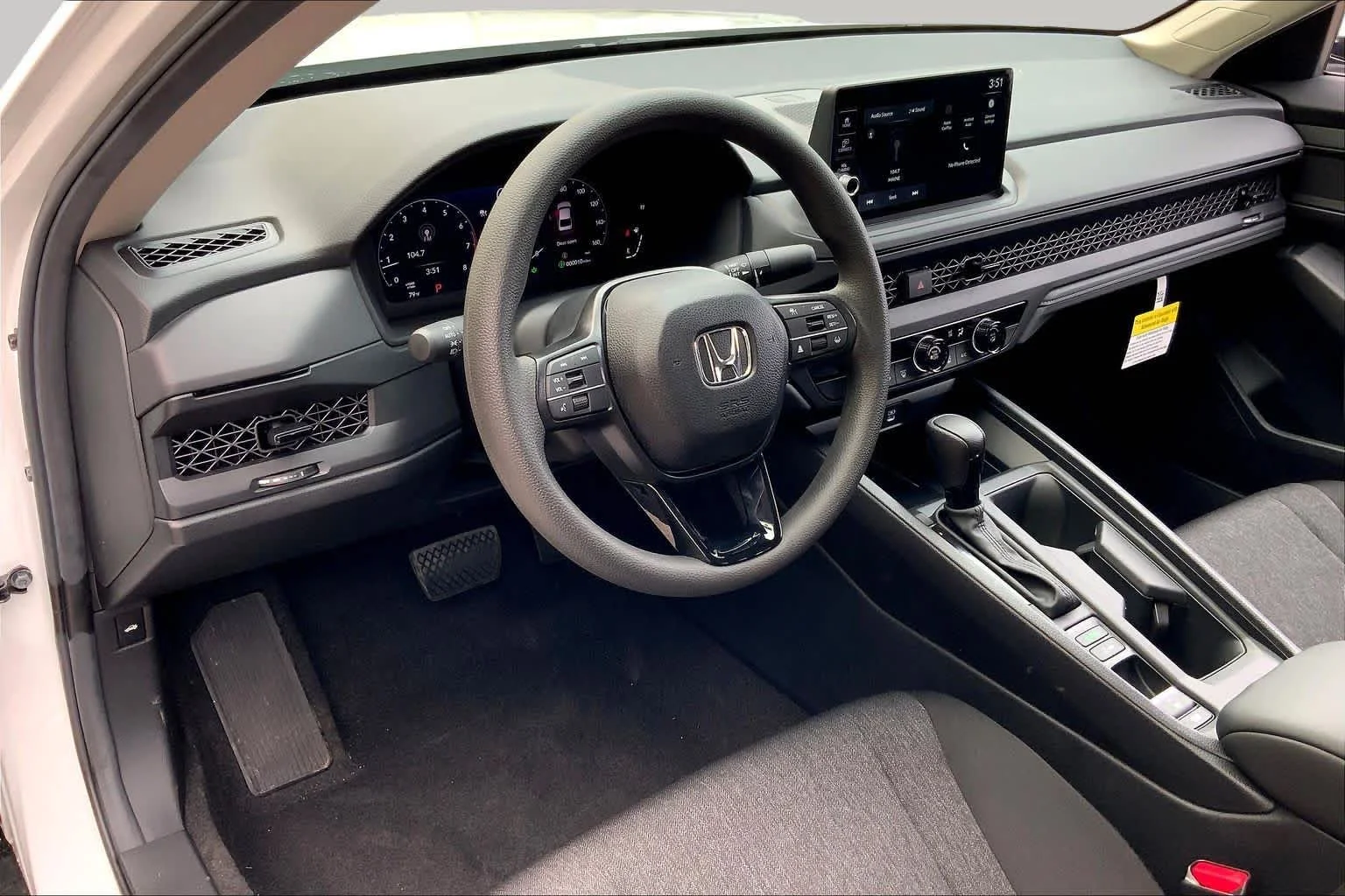 New 2026 Platinum White Pearl Honda LX image 9