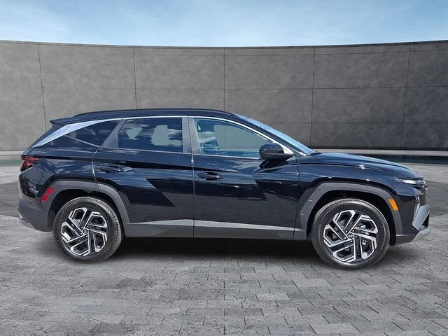 New 2026 Black Hyundai SEL Plus image 8