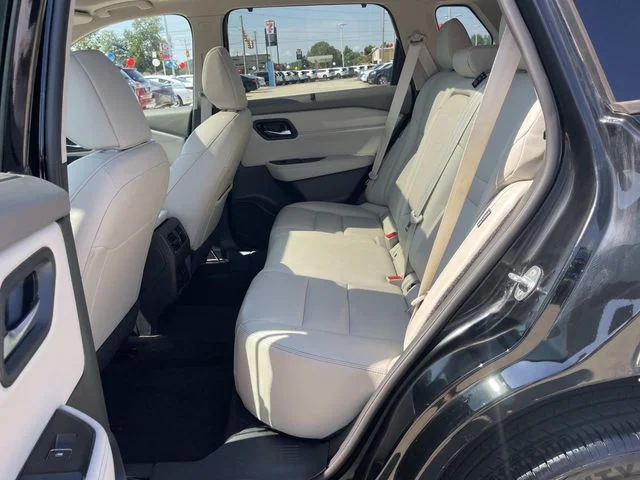Used 2023 Black Nissan SL image 8