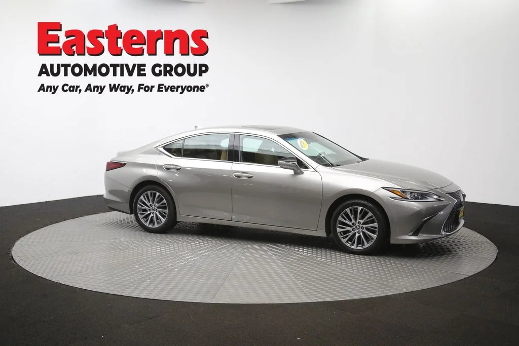 Used 2021 Silver Lexus 350 image 48