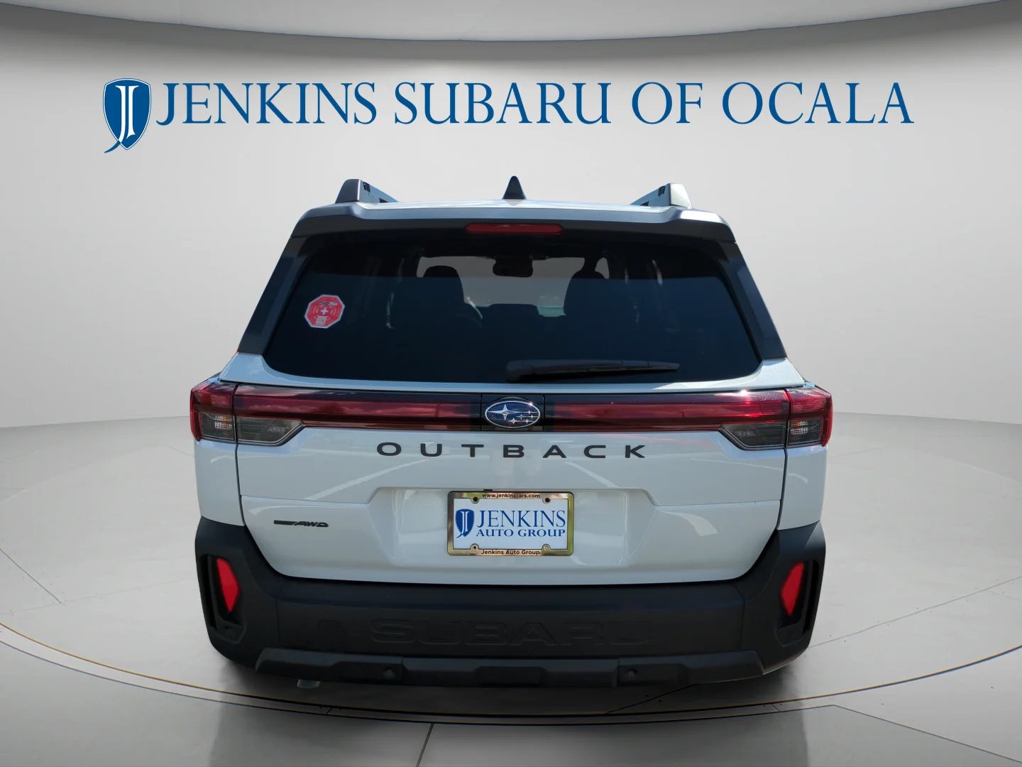 Used 2026 Crystal White Pearl Subaru Premium image 4