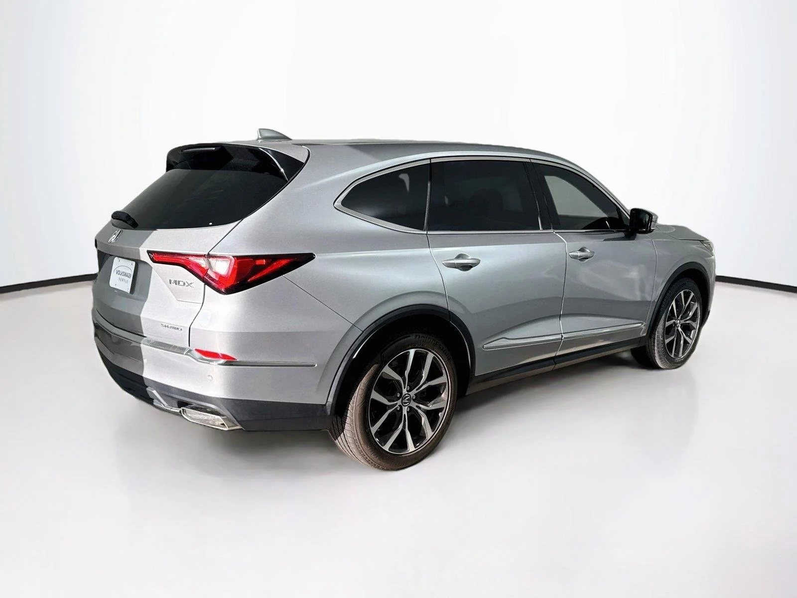Used 2024 Lunar Silver Metallic Acura SH-AWD w/Tech image 2