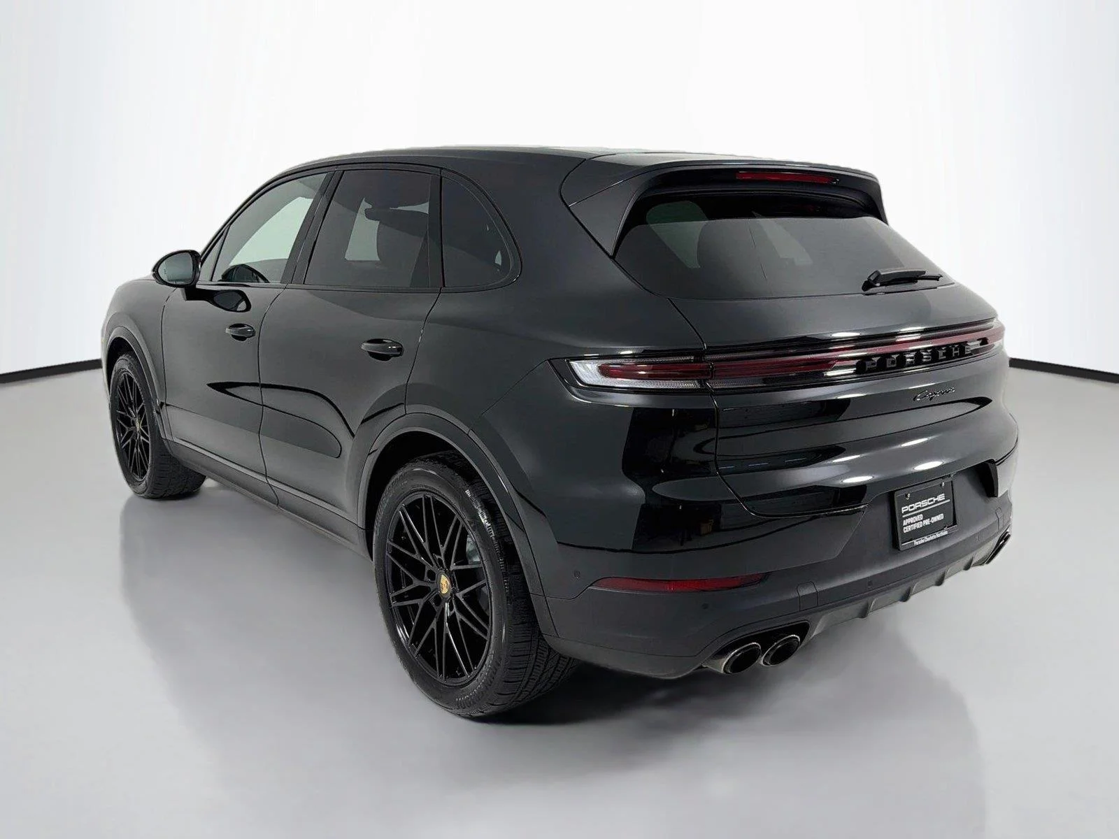 Certified Used 2024 Chromite Black Metallic Porsche  image 3