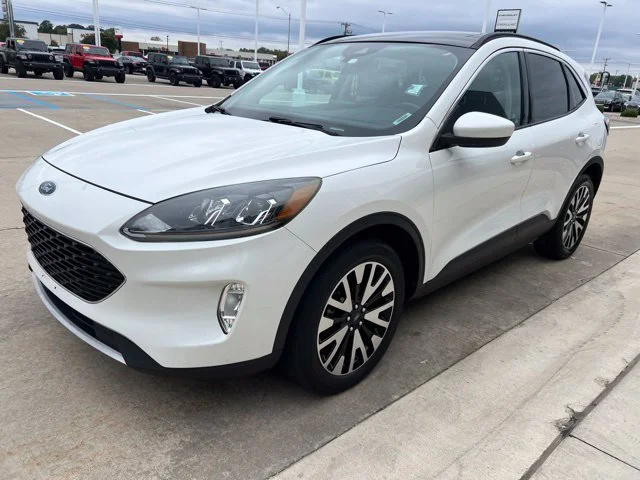 Used 2020 White Ford SEL image 7