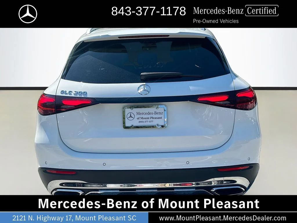 Certified Used 2025 Polar White Mercedes-Benz GLC 300 image 6