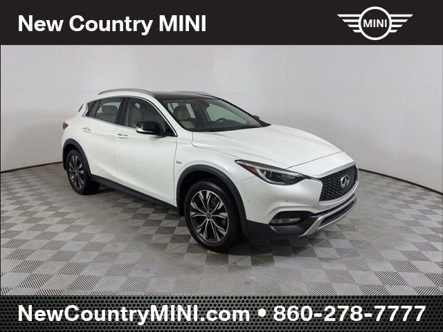 2018 INFINITI QX30 Premium