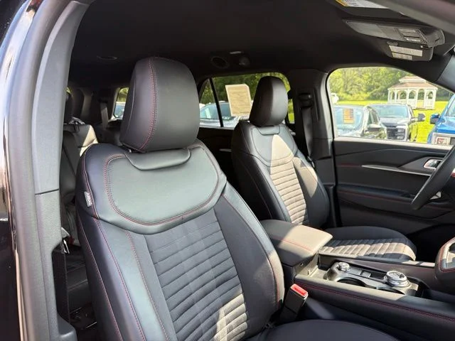 New 2026 Agate Black Metallic Ford ST-Line image 40