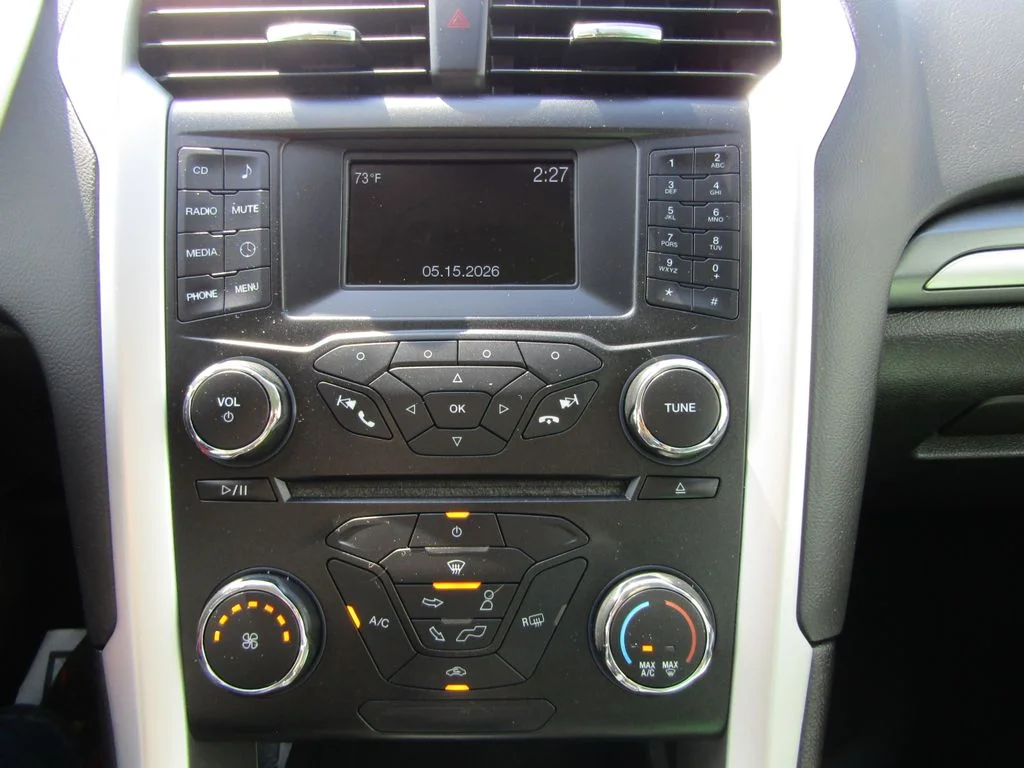 Used 2014 Ruby Red Tinted Clearcoat Ford S image 28