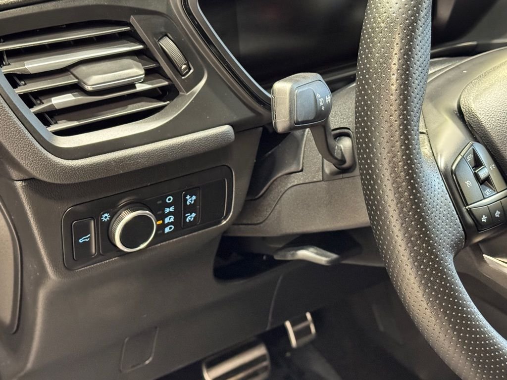 2024 Ford Escape ST-Line - Photo 16