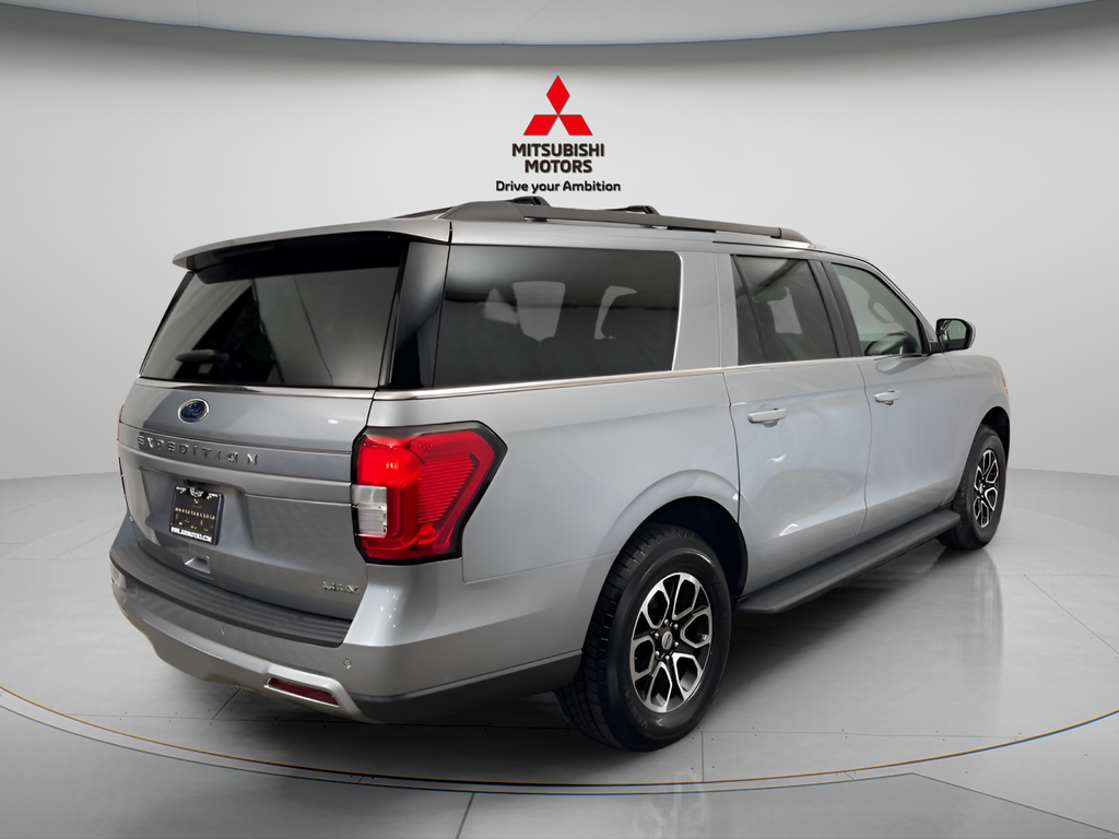Used 2024 Silver Metallic Ford XLT image 3