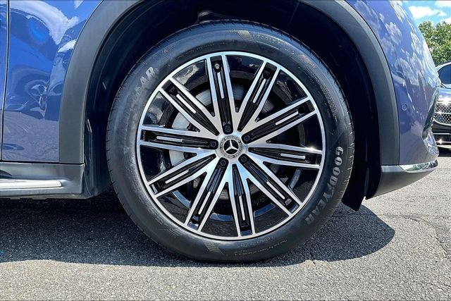 Certified Used 2023 Blue Mercedes-Benz 450 image 9