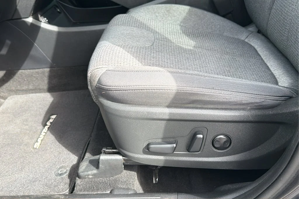 Used 2023 Gray Hyundai SEL image 19