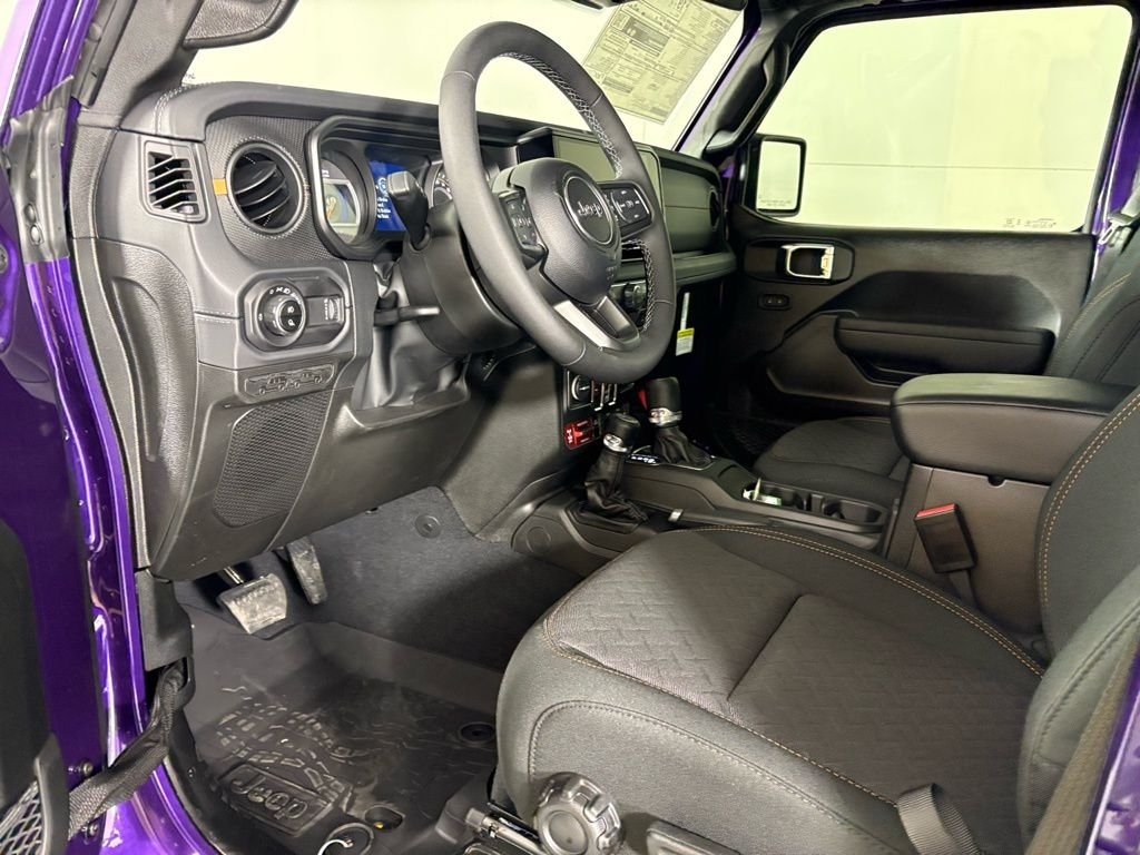 New 2026 Reign Jeep Mojave image 14