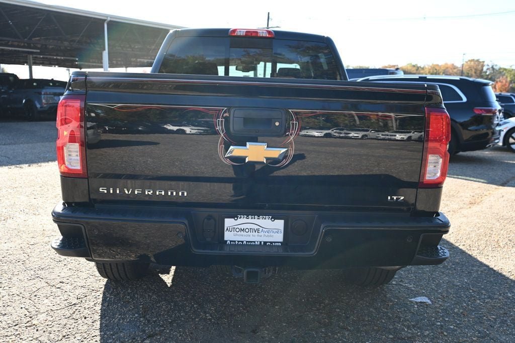 2017 Chevrolet Silverado 1500 LTZ photo 4