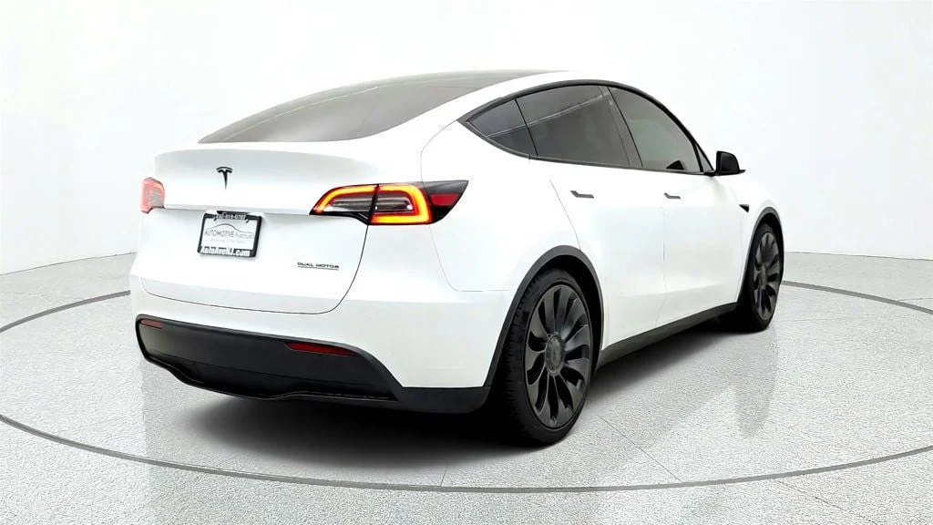 Used 2023 Pearl White Multi-Coat Tesla Performance AWD image 5