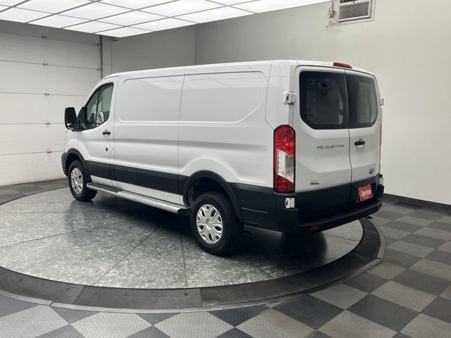 Used 2025 Oxford White Ford 250 image 2