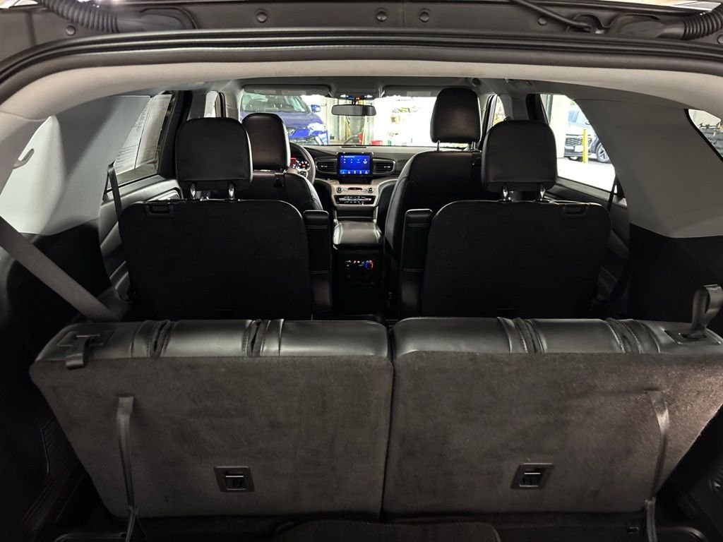 Used 2023 Gray Ford XLT image 28