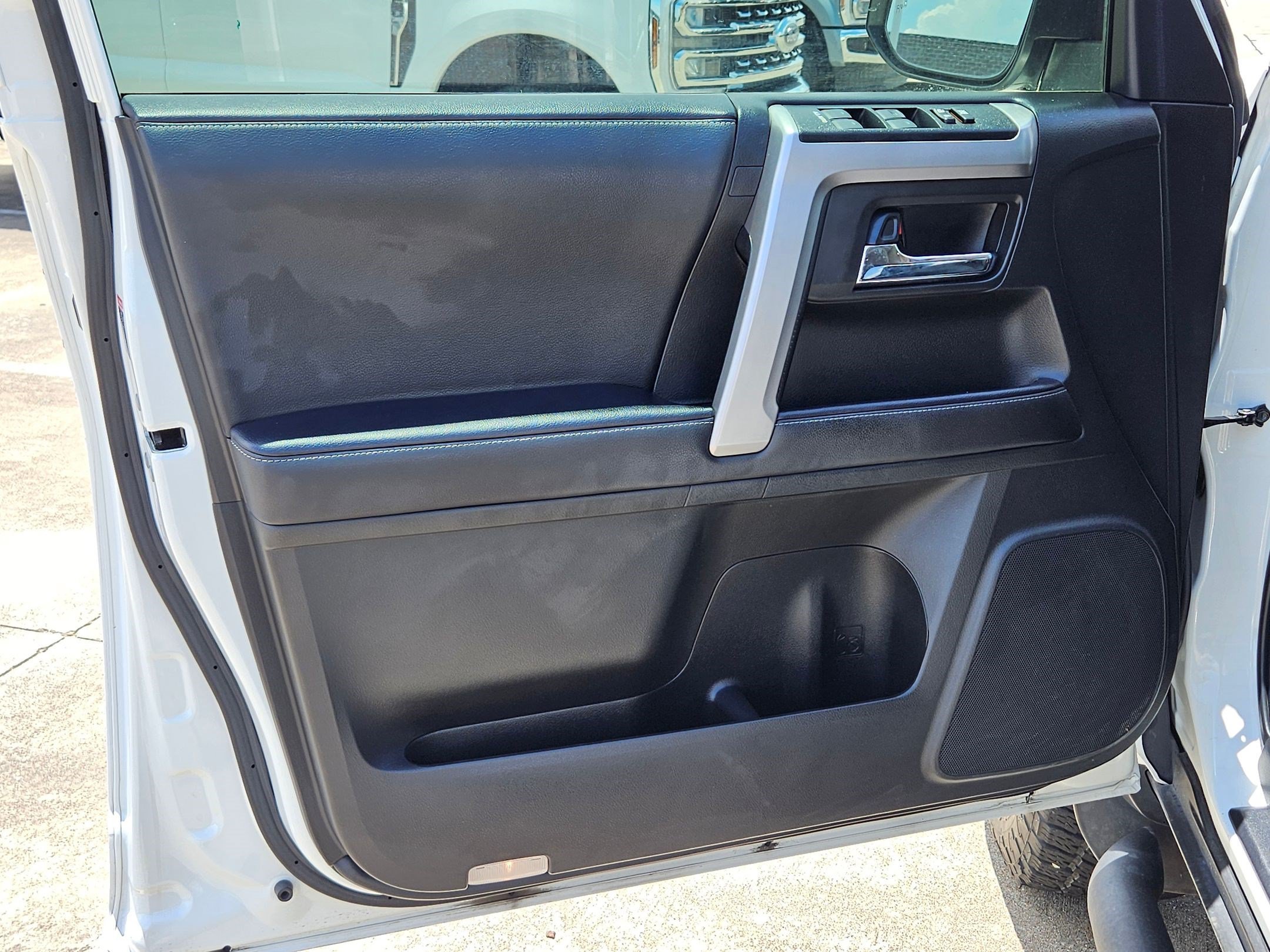 Used 2022 Blue Toyota SR5 Premium image 11