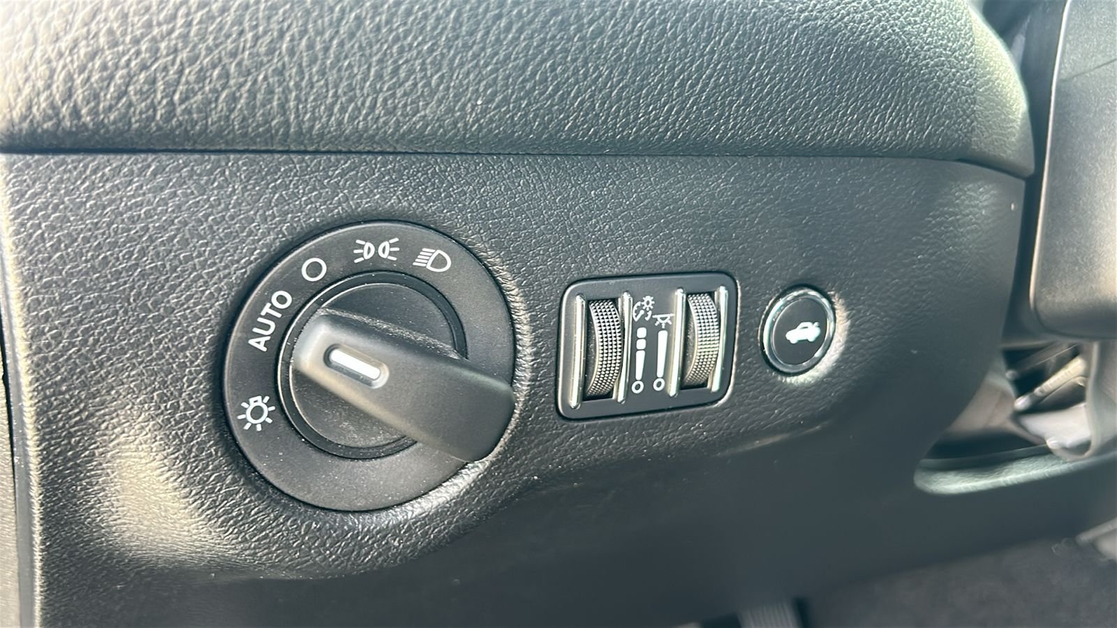 Used 2023 Gray Dodge SRT Hellcat Jailbreak image 16